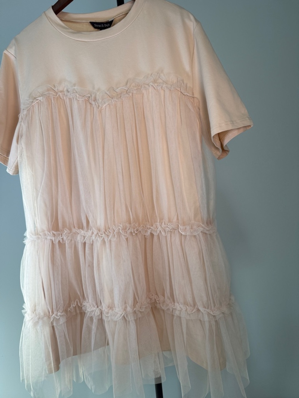 Strut & Bolt Mixed Media Tiered Tulle Mesh T-Shirt Dress | Size M - Picture 5 of 7